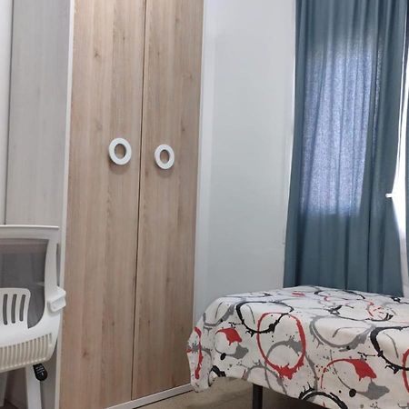 Hostal Ideal ガバ エクステリア 写真